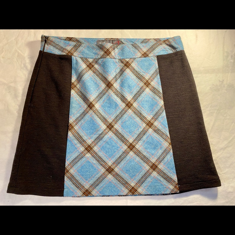 NWOT Ibex 89% ZQ Virgin Merino Wool, 7% Nylon, 4% Spandex Plaid Skirt Size 8